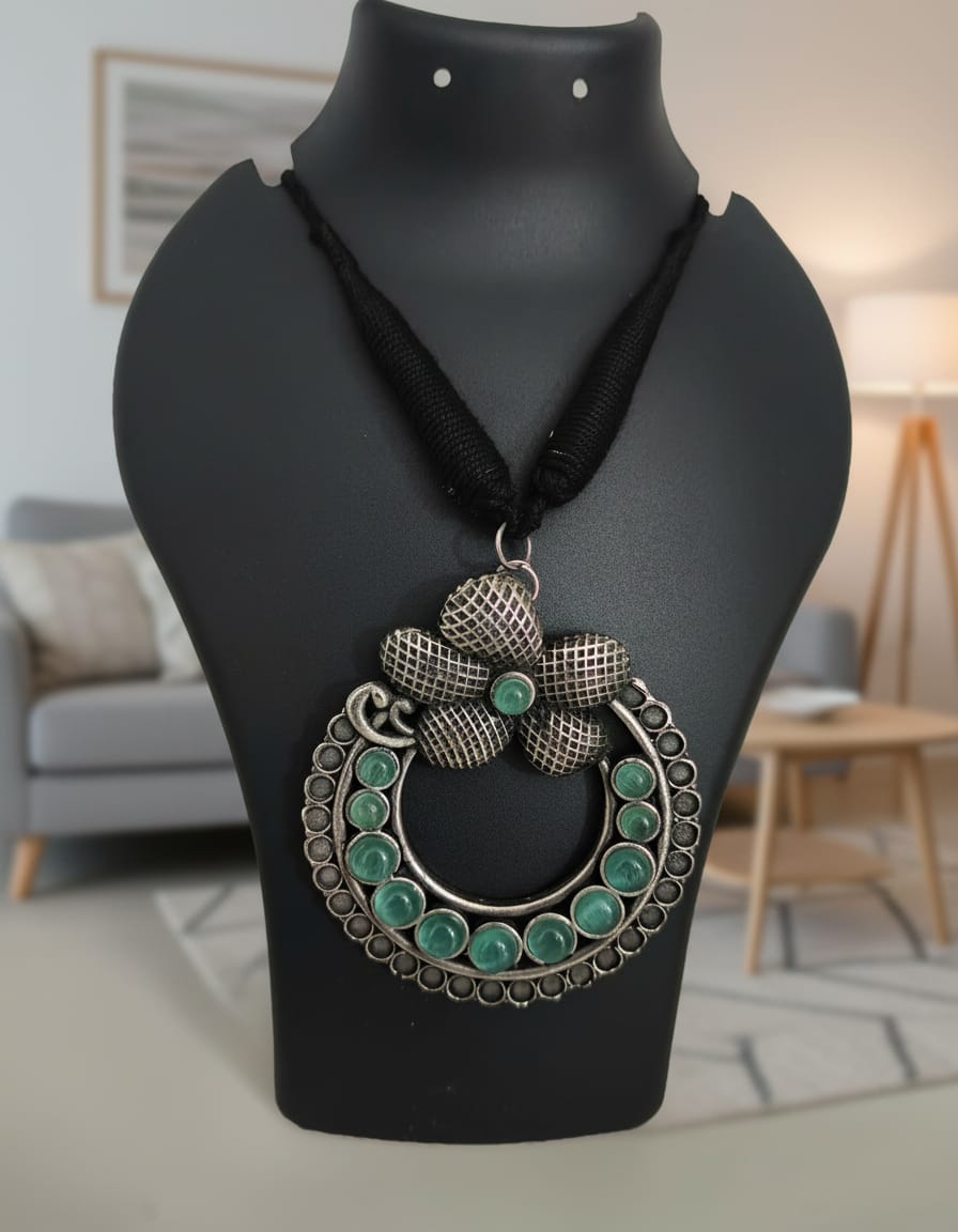 Meadow Blossom Necklace